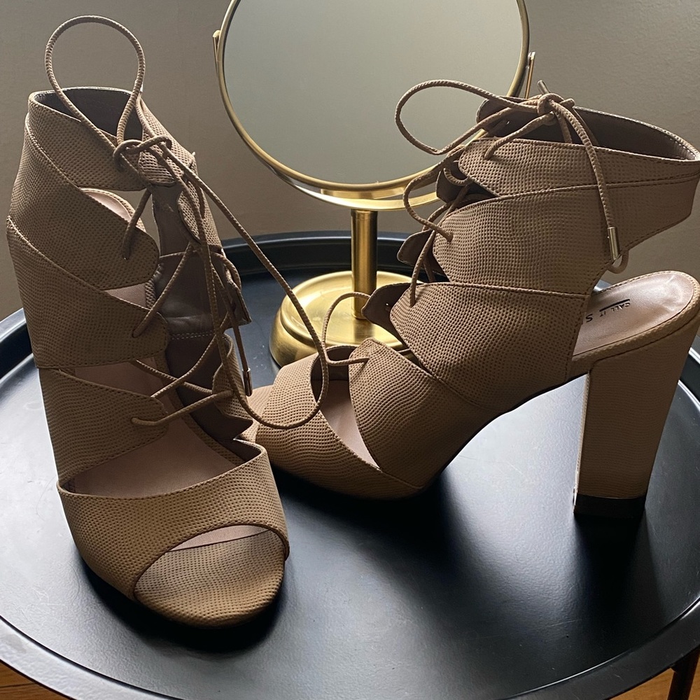 CALL IT SPRING “UNIWIA” Shoe(w10)